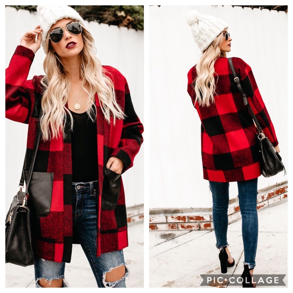 Plaid Contrast Coat with faux leather pockets ♥️